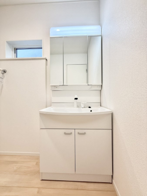 ʑEʏ 邢ʏ͖̎yłႢł