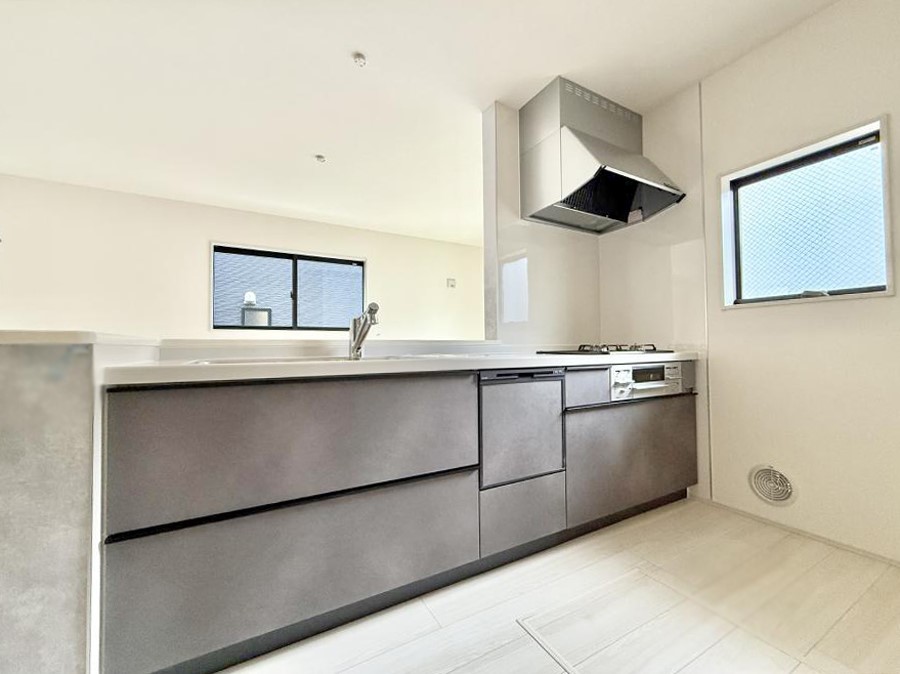 �L�b�`�� ����