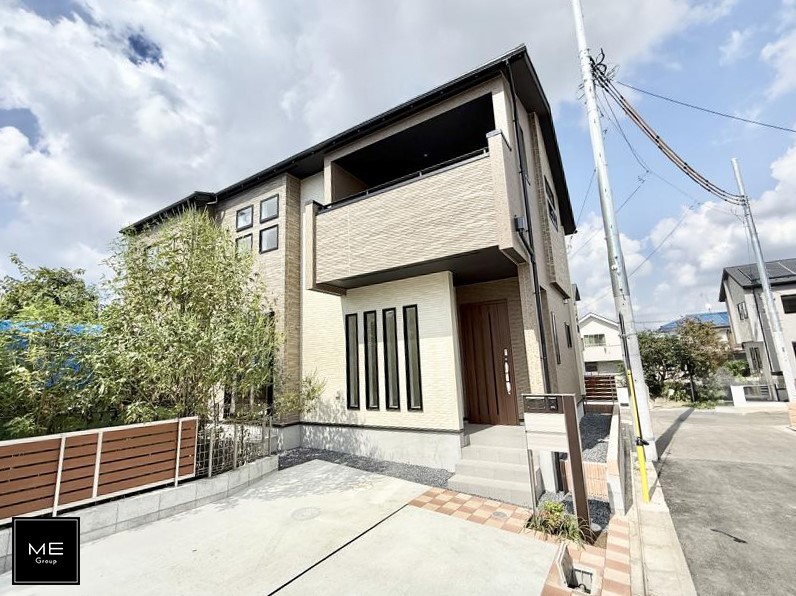 nOώʐ^ OρV炵n܂ꏊŁAƑJ[߂