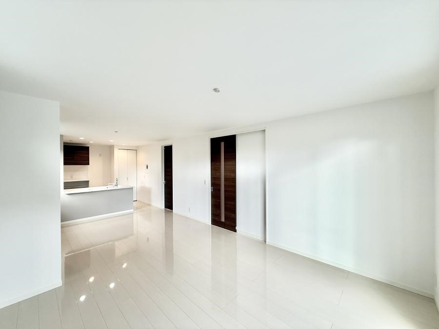 ���r���O ���������났�ƏΊ炪�W�܂�A�S���܂郊�r���O