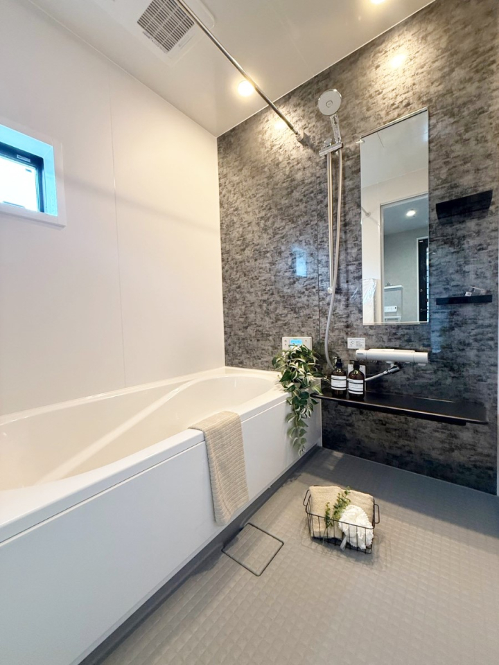 ���� ����������̔�������A�S����������Ԃł����Ƌ�E���x�i�̓C���[�W�ł��B