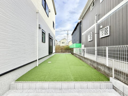 ̑ Oρ~nɂƂ肠΂̃Xy[XA₩ȕ͋Cł