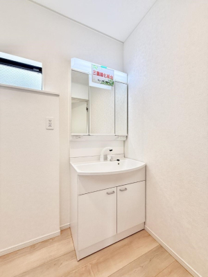 ���ʑ�E���ʏ� �������Ƒ��݂�Ȃ��g���₷���z�u�ł�