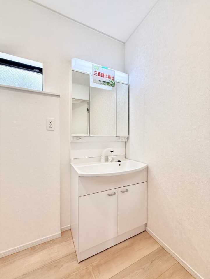 ���ʑ�E���ʏ� �������Ƒ��݂�Ȃ��g���₷���z�u�ł�