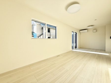 ���r���O �������V���v���������ґ�A��؂Ȑl�Ɖ߂����S���قǂ�����