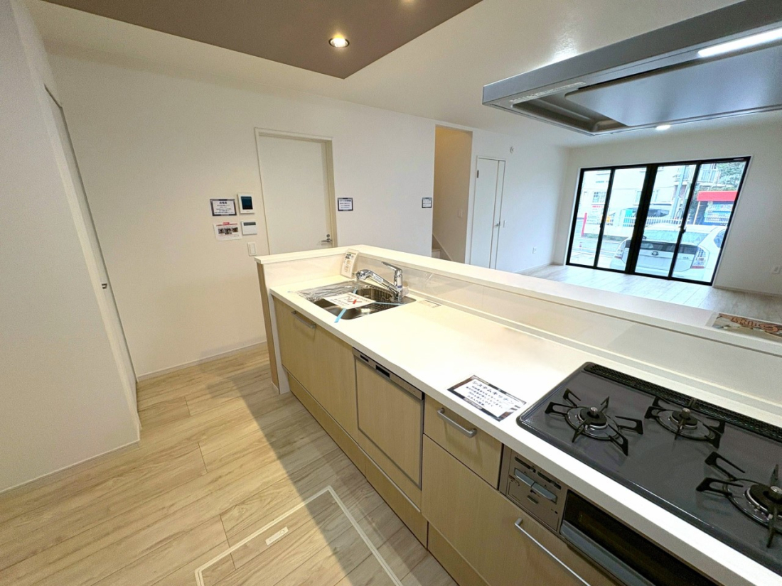 Lb` Ƒ̉beށASn悢Lb`Xy[X