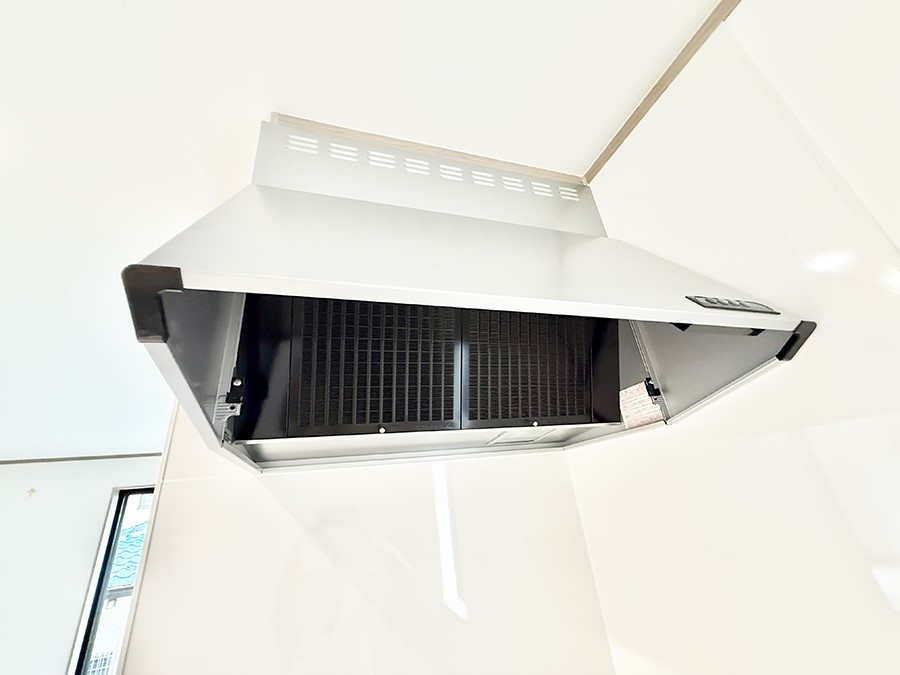 ���̑����� �ݔ����������̏��C����������C��ɗU������A�����I�ɔr�����ł��܂��B