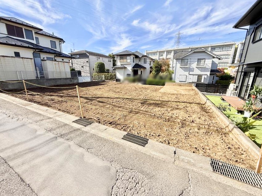 nOώʐ^ OρV炵n܂ꏊŁAƑJ[߂