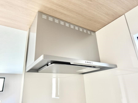 ���̑����� �ݔ����������̏��C����������C��ɗU������A�����I�ɔr�����ł��܂��B