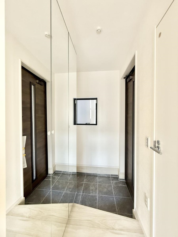 ���� ������ �V���v���Ŕ������A���K�ȕ�炵�̓����