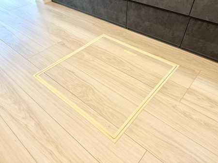 ���̑����� �ݔ����B�ꂽ���[�X�y�[�X�ŉƑS�̂��X�b�L��