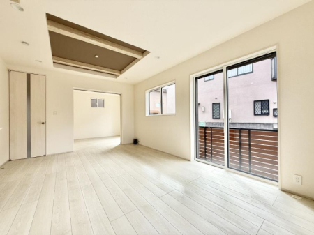 rO 났ƏΊ炪W܂AS܂郊rO