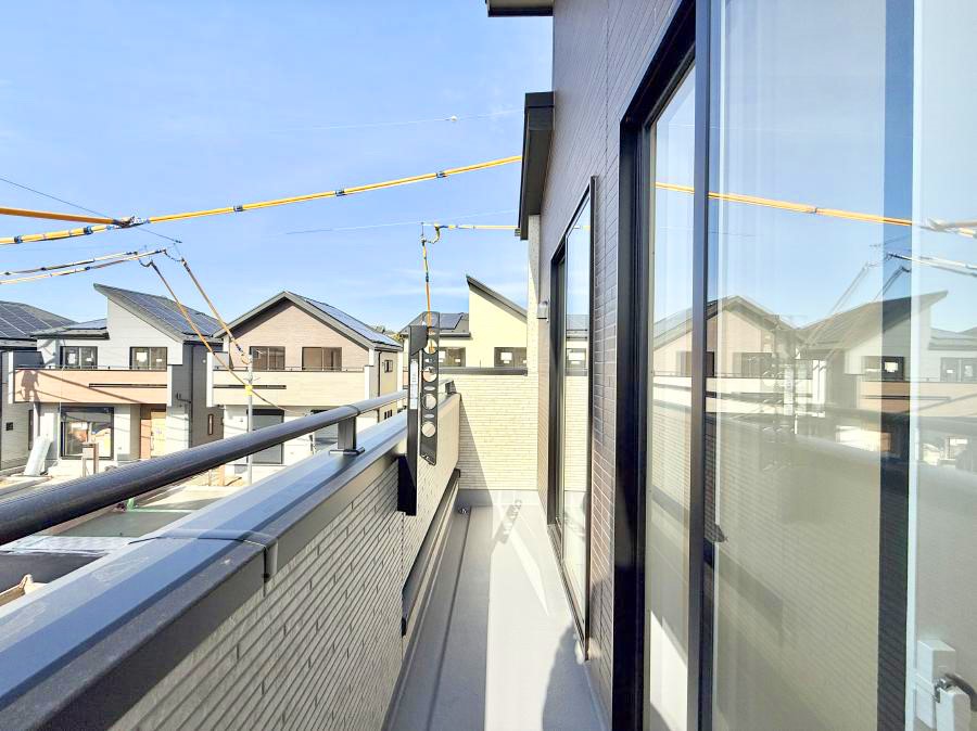 �o���R�j�[ ������ �G�߂̈ڂ낢����������J���I�ȋ�Ԃł�