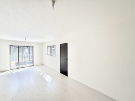 ���r���O ���������R�Ɖ�b�����܂��A�S�n�悢�ЂƂƂ�