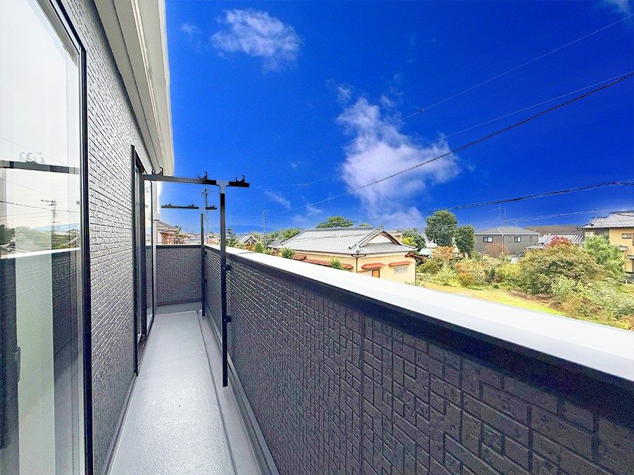 �o���R�j�[ ������ �G�߂̈ڂ낢����������J���I�ȋ�Ԃł�