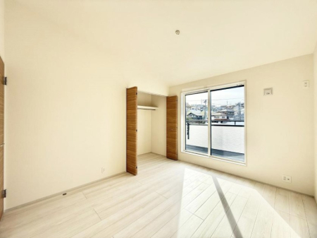 ���̑����� �������D��ŉ��₩�Ȏ��Ԃ��������