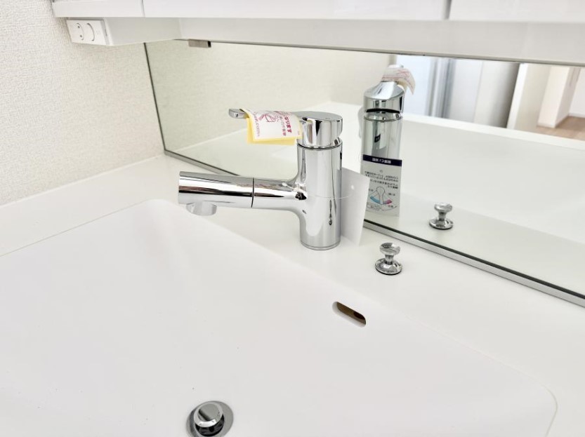 ���̑����� �ݔ����ׂ��������܂Ő􂢂₷���֗��ȃn���h�V�����[�t��