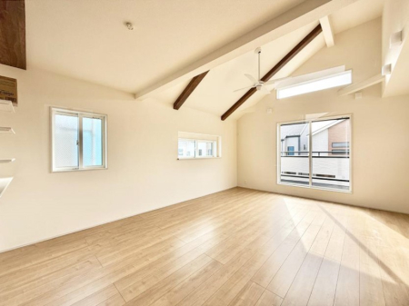 ���̑����� �������Ƒ��̏Ί炪���ӂ��A���났�̋��