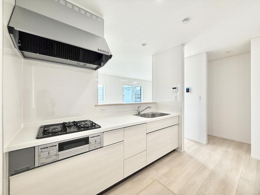 �L�b�`�� �������V���v���Ŕ������S�n�悢���Ԃ𐶂ރL�b�`�����