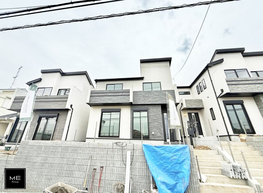 nOώʐ^ OρV炵n܂ꏊŁAƑJ[߂