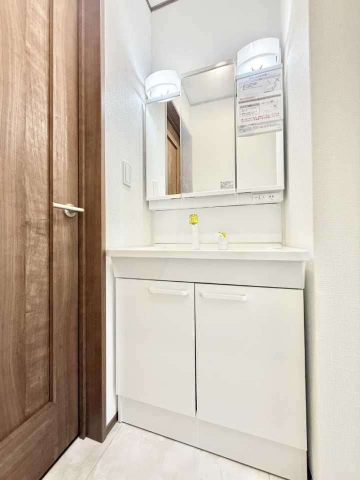 ���ʑ�E���ʏ� �������Ƒ��݂�Ȃ��g���₷���z�u�ł�