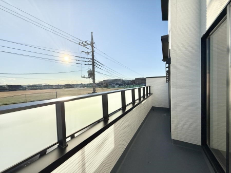 �o���R�j�[ ������ ���R��g�߂Ɋ�����A�J���I�ȃo���R�j�[