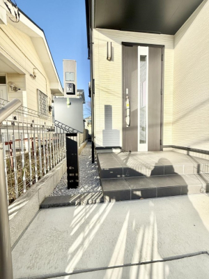 ���� �O�ρ� �Ƒ��ƃQ�X�g���₳�����}����A�S���܂錺��