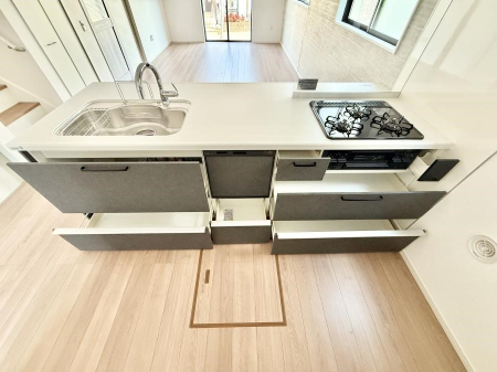 �L�b�`�� ����