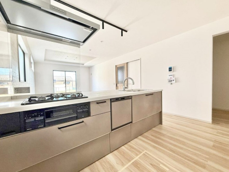 �L�b�`�� �����������������Ɗy�����Ȃ�A���K�ȃL�b�`�����