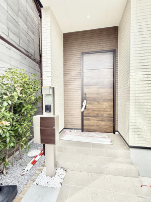 ���� �O�ρ� �V���v���Ŕ������A�Z�܂��̑���ۂ��ʂ錺�ւł�