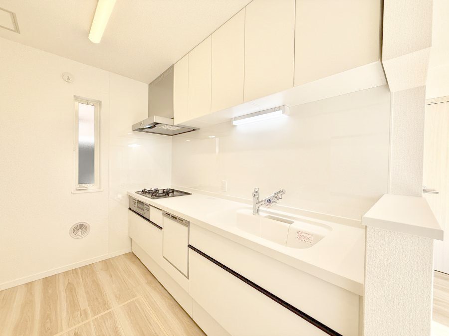 �L�b�`�� ���������y���݂ƐH�ׂ�K����͂���L�b�`��