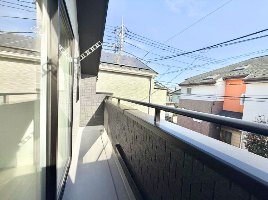 �o���R�j�[ ������ �G�߂̈ڂ낢����������J���I�ȋ�Ԃł�