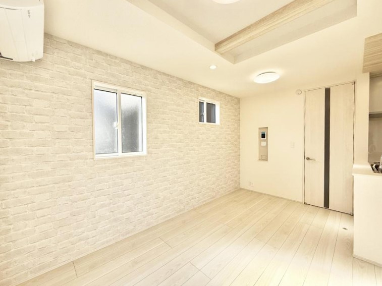 ���r���O �������V���v���������ґ�A��؂Ȑl�Ɖ߂����S���قǂ�����