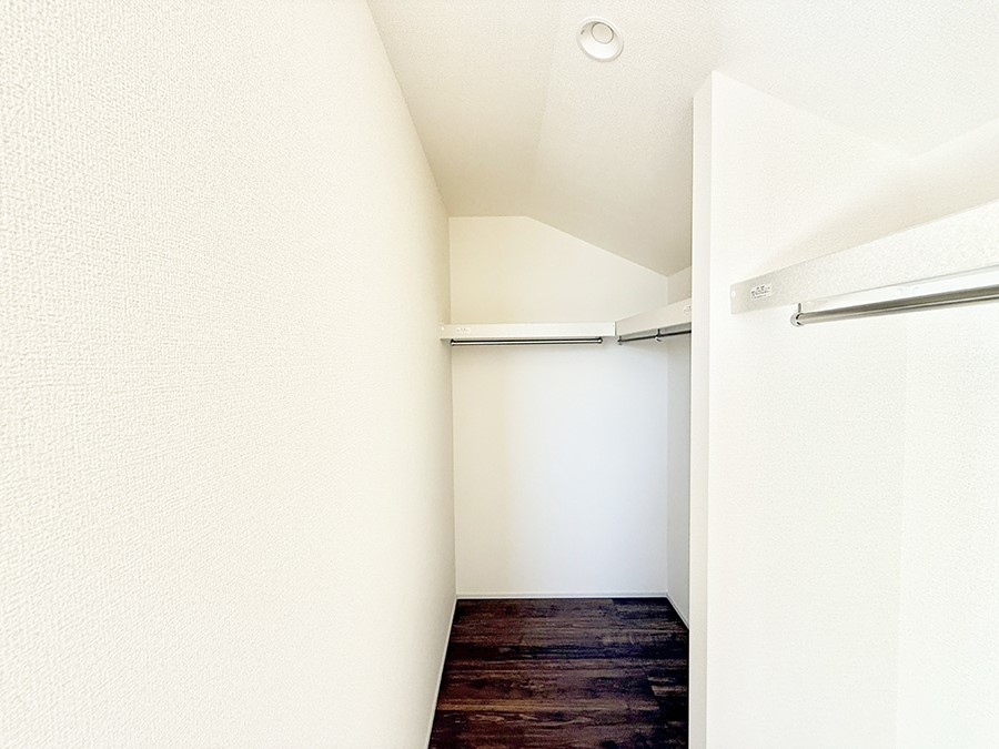 ���[ ����