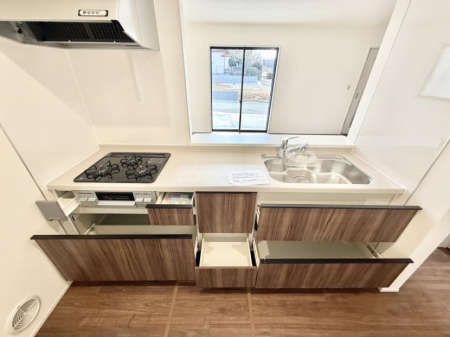 �L�b�`�� �������Ƒ����J��[�߂�A������̂���L�b�`��