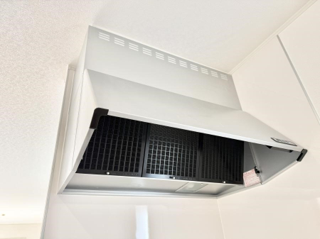 ���̑����� �ݔ����������̏��C����������C��ɗU������A�����I�ɔr�����ł��܂��B