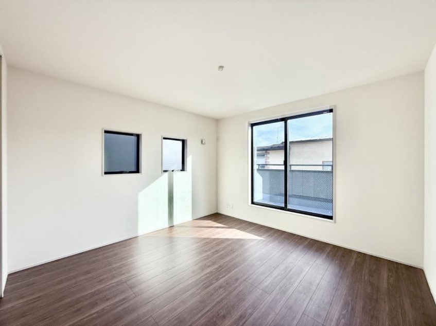 ̑ ̃Xy[X ǂȂɂ邩ƂĂy݂ł