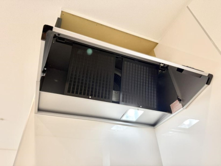 ���̑����� �ݔ����������̏��C����������C��ɗU������A�����I�ɔr�����ł��܂��B