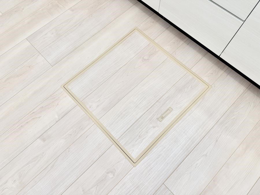 ���̑����� �ݔ����B�ꂽ���[�X�y�[�X�ŉƑS�̂��X�b�L��