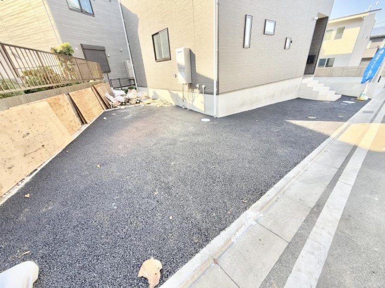  �O�ρ������̒��Ԃ����K��