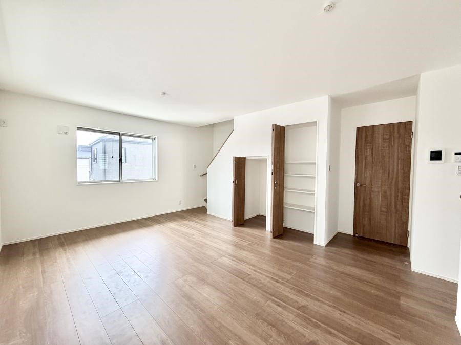 rO VvґA؂ȐlƉ߂Sقǂ