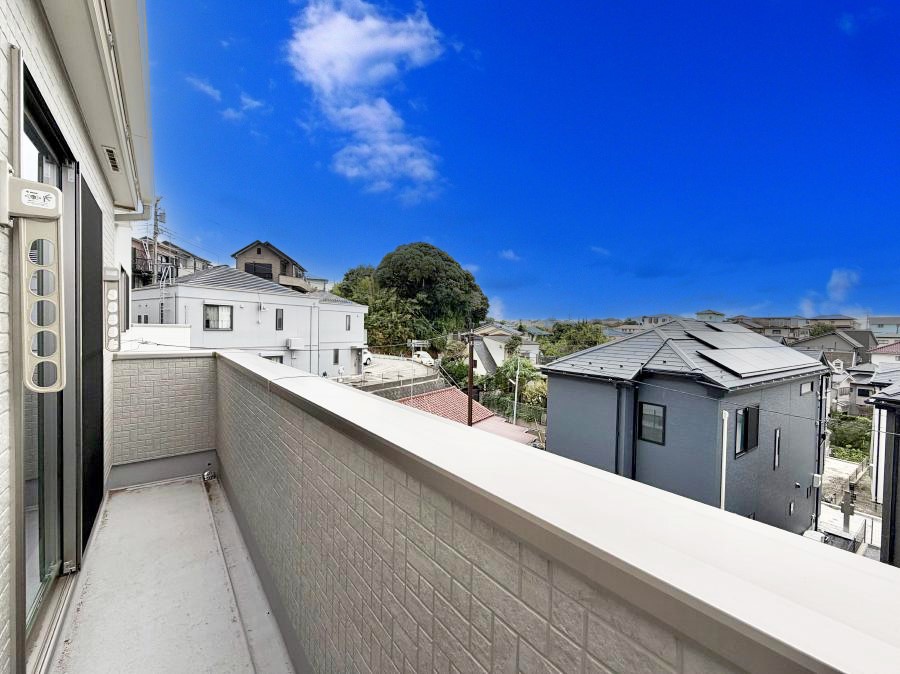 oRj[  G߂̈ڂ낢JIȋԂł