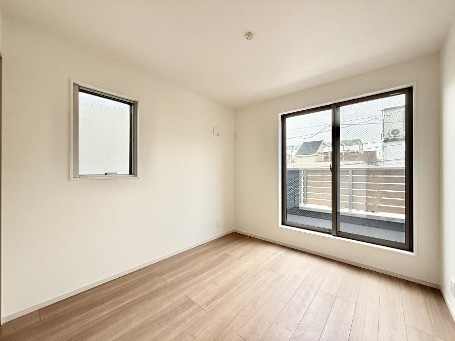 �q������ �������v���C�x�[�g��ԂƂ��ĐÂ��ŗ�������������񋟂��Ă���܂�