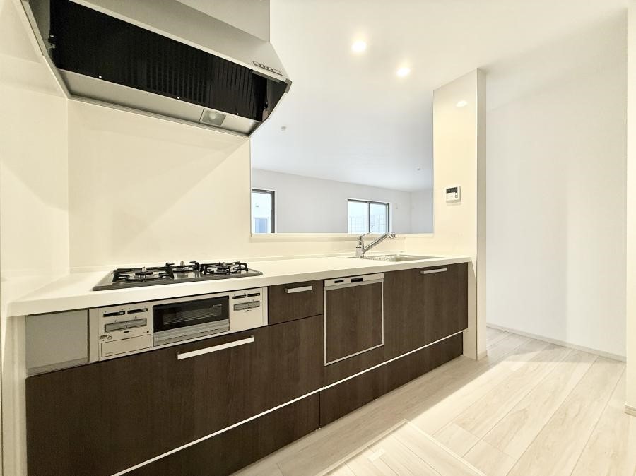 �L�b�`�� �����������������Ɗy�����Ȃ�A���K�ȃL�b�`�����