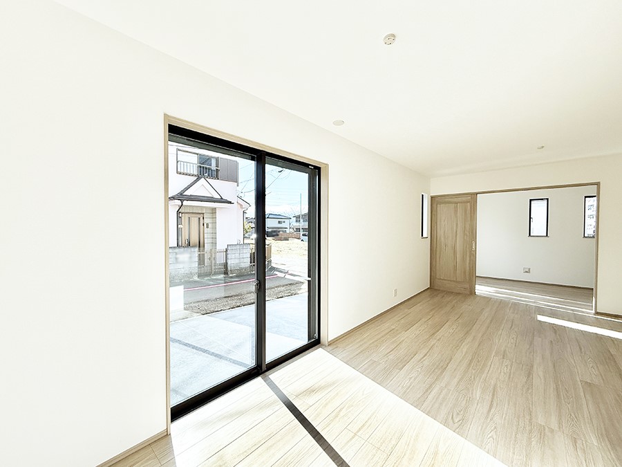 ���r���O ���������R�Ɖ�b�����܂��A�S�n�悢�ЂƂƂ�