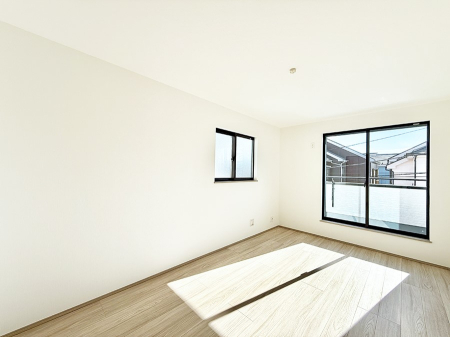 �Q�� ���������̔z�u��ʋC���̗ǂ��݌v�ŕ����̋�C�������炸�A��ɐV�N�ȋ�C������܂�