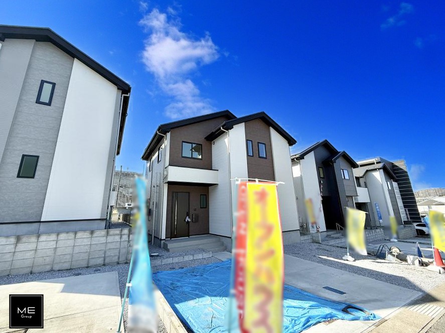 nOώʐ^ OρV炵n܂ꏊŁAƑJ[߂