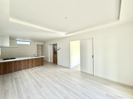 rO 났ƏΊ炪W܂AS܂郊rO