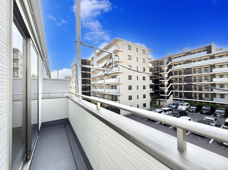 oRj[  G߂̈ڂ낢JIȋԂł