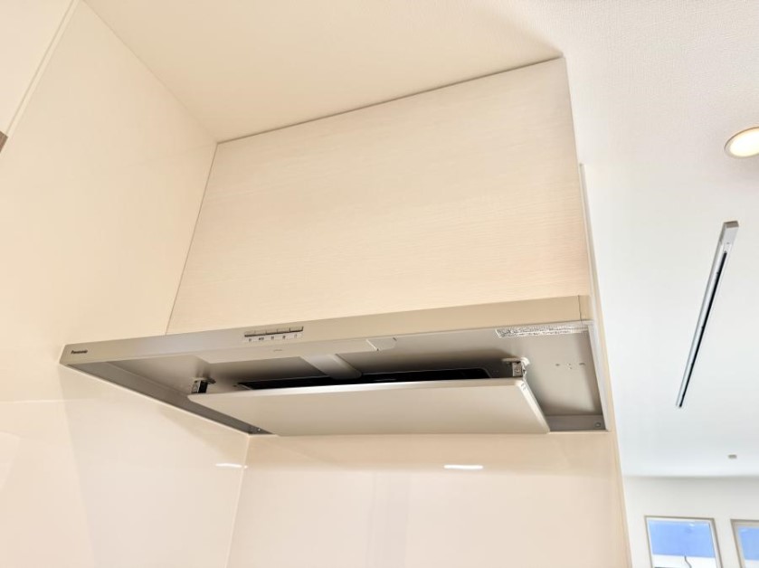 ���̑����� �ݔ����������̏��C����������C��ɗU������A�����I�ɔr�����ł��܂��B